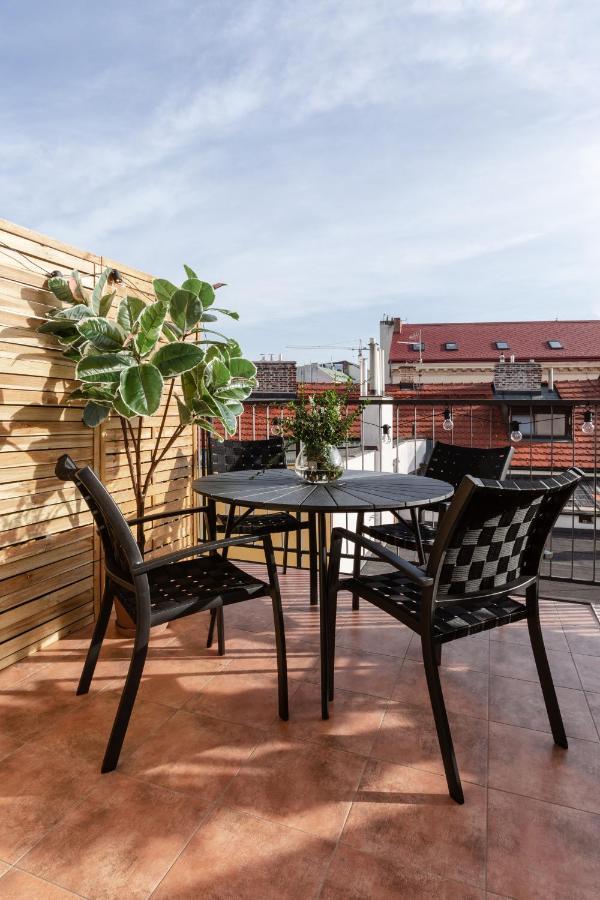 Turnkey I Republic Square Apartments Prag Exteriör bild